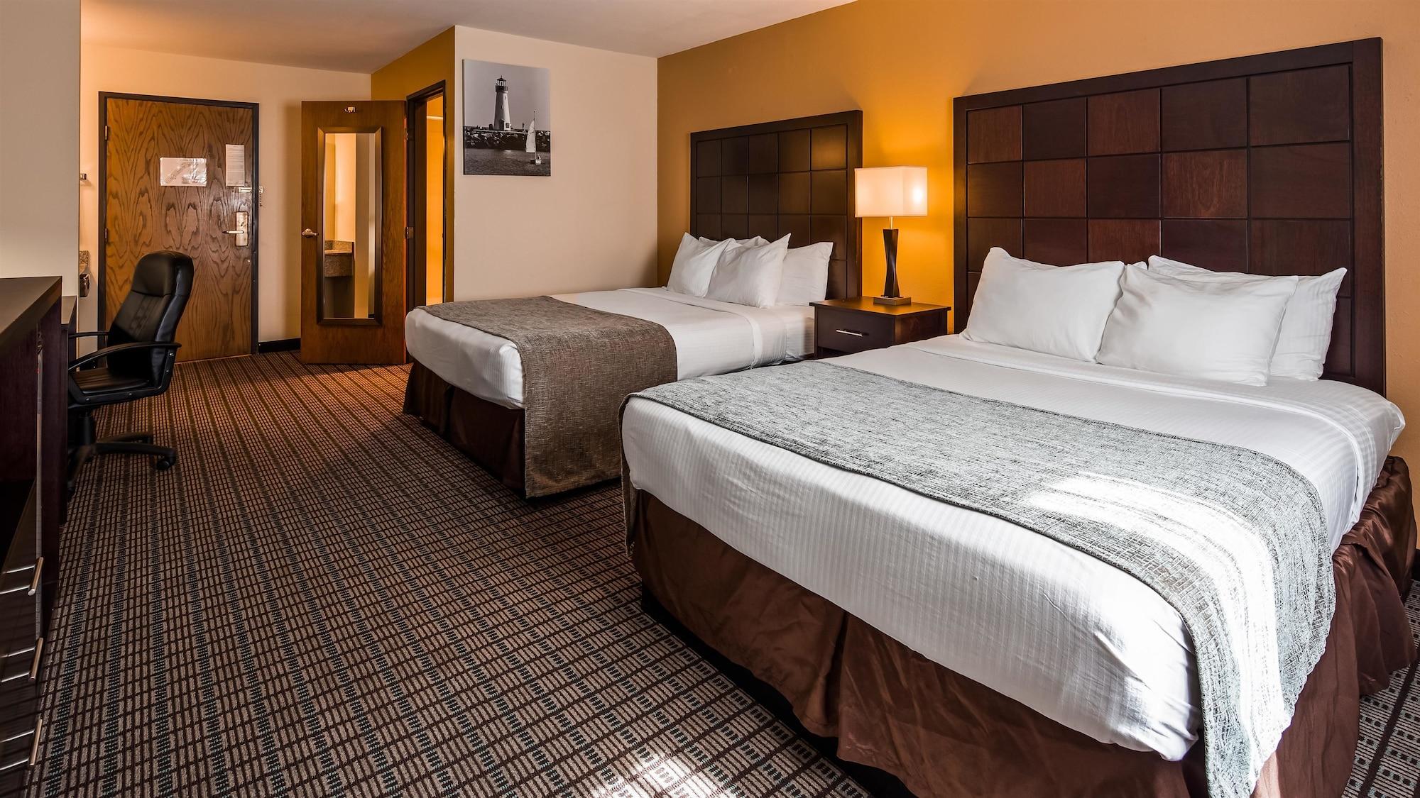 Best Western Maritime Inn Стерджен-Бей Экстерьер фото