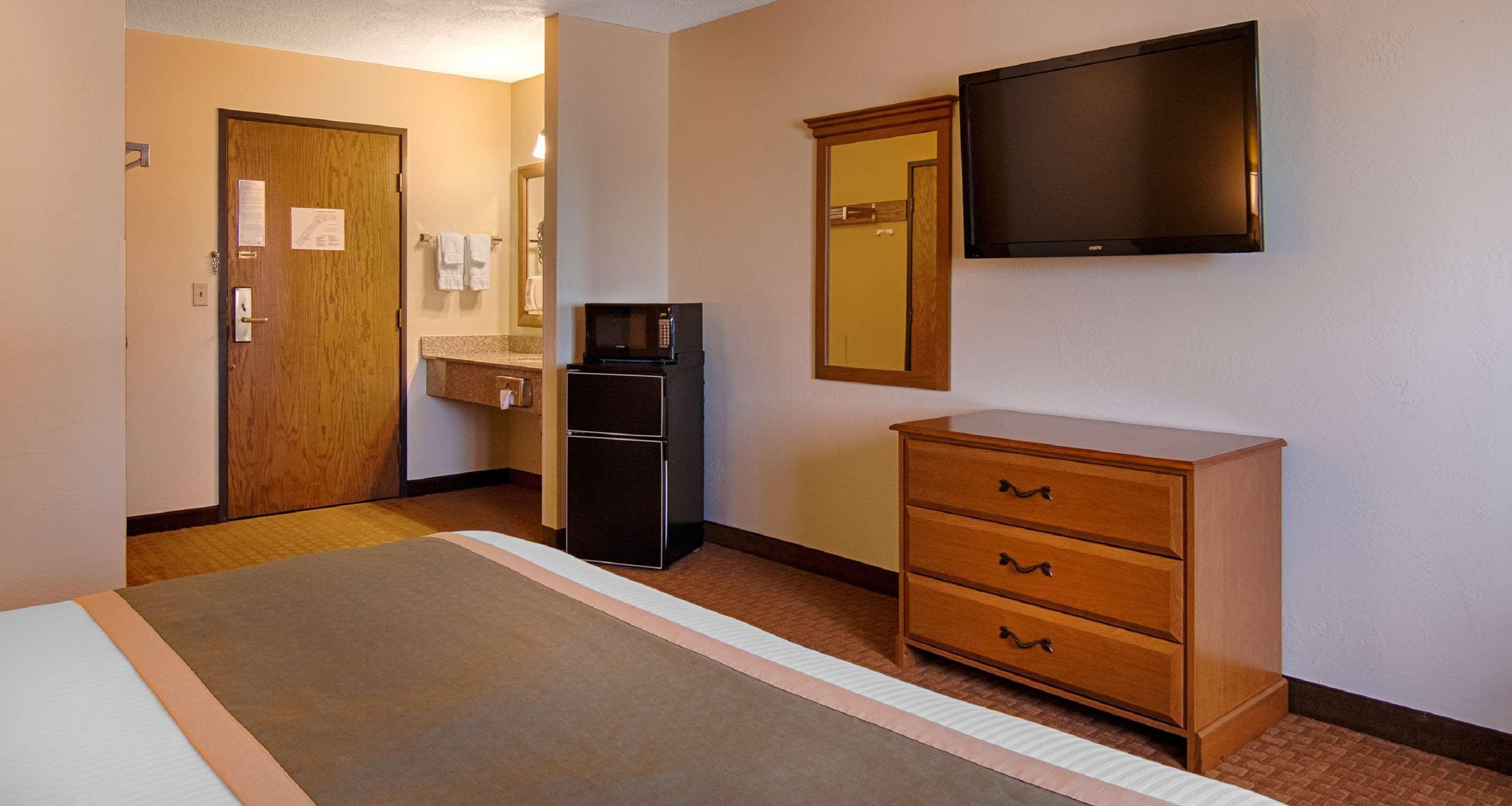 Best Western Maritime Inn Стерджен-Бей Экстерьер фото