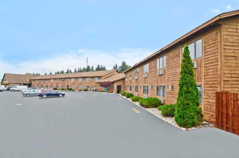 Best Western Maritime Inn Стерджен-Бей Экстерьер фото