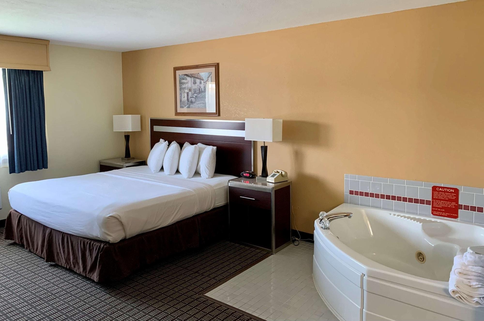 Best Western Maritime Inn Стерджен-Бей Экстерьер фото